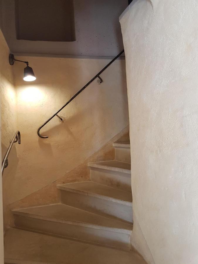 Les Studios De St Guilhem Saint-Guilhem-le-Desert Exterior photo